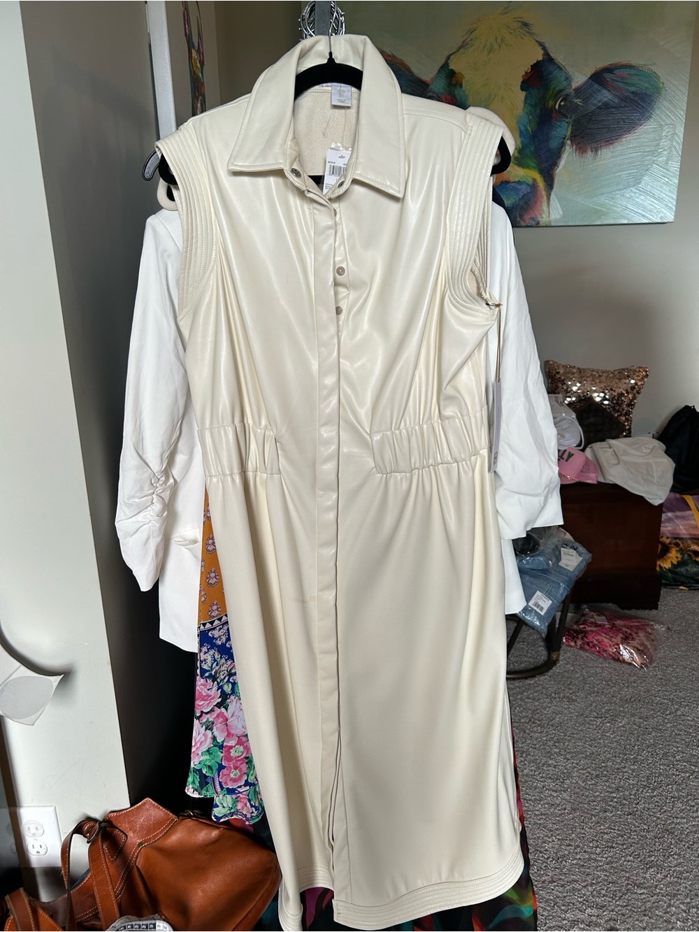 Hoise of Harlow vegan leather dress - Picture 4 of 6